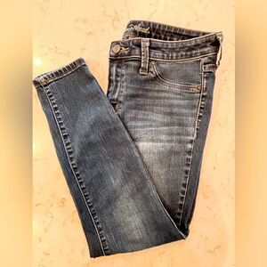 Womens universal thread midrise jegging size 8/29S